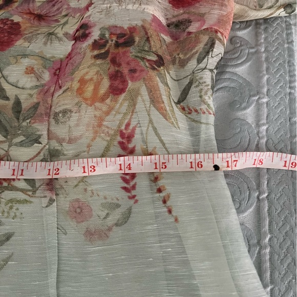 Zimmermann blouse in size 1 ( US 4). Great condition, only wear once. - Picture 9 of 13